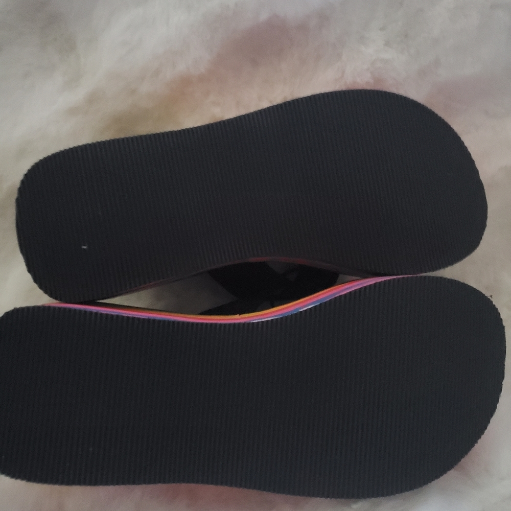 Colorful Platform Flip-Flops - Picture 3 of 3